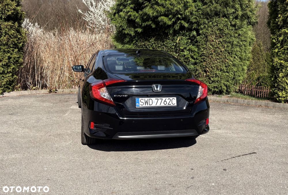 Honda Civic 1.5 T Executive - 10