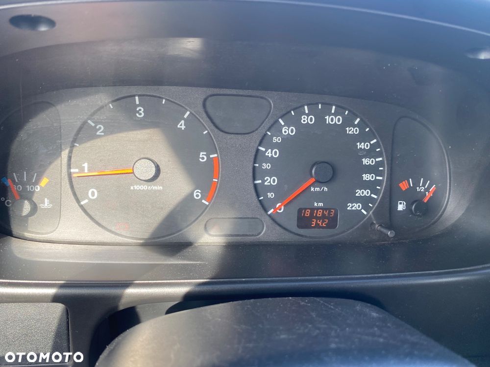 Opel Frontera - 18