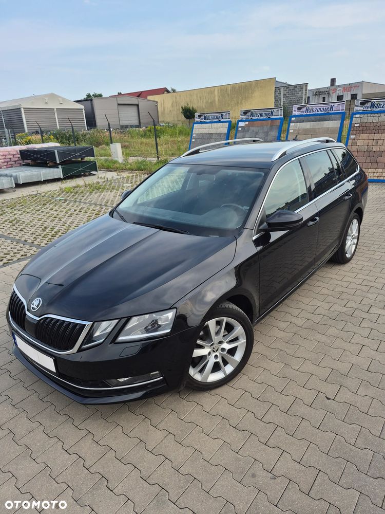 Skoda Octavia 2.0 TDI Elegance DSG - 1