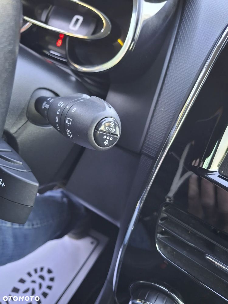 Renault Clio 0.9 Energy TCe Business EU6 - 26