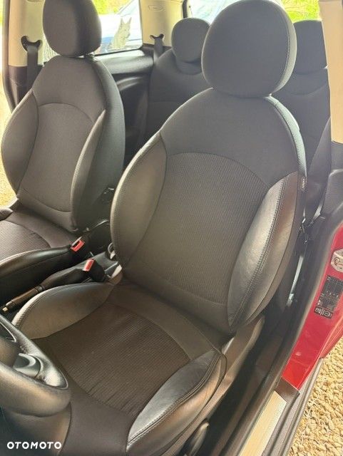 MINI Cooper Standard - 3