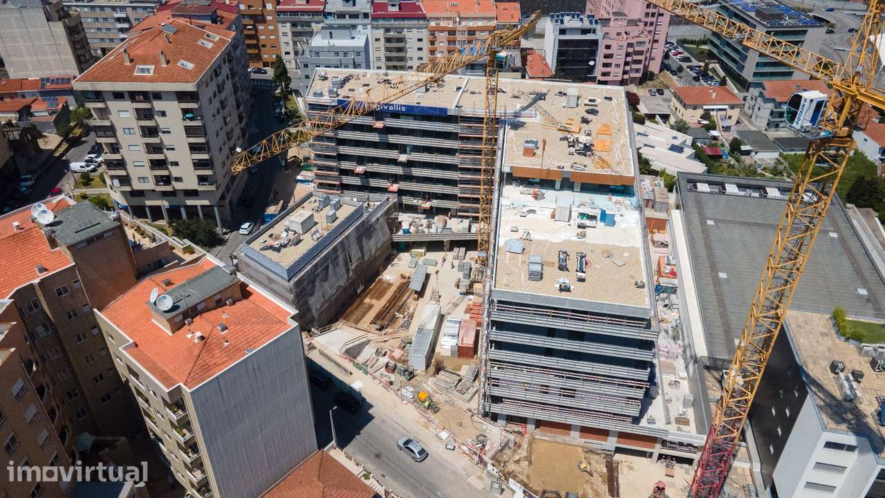 Excelente T1 a 2 Minutos da Estação de Metro "D. João II". - Grande imagem: 2/5