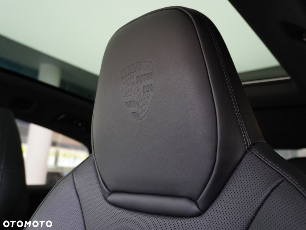 Porsche Cayenne E-Hybrid PHEV Black Edition - 25
