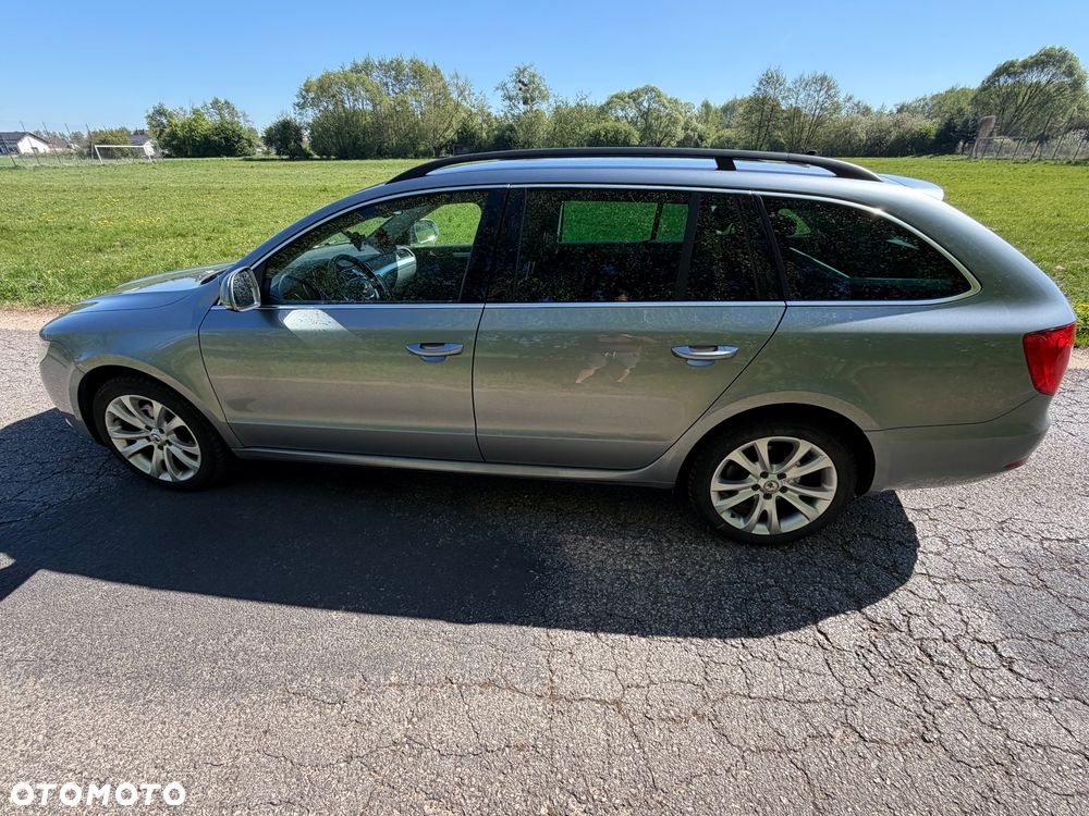 Skoda Superb 2.0 TDI PD Ambition - 1