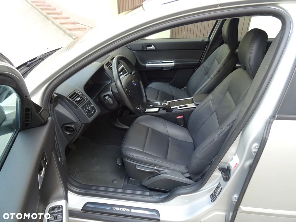 Volvo V50 DPF DRIVe Momentum - 6