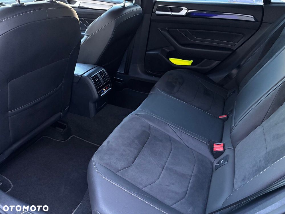 Volkswagen Arteon 2.0 TDI R-Line DSG - 31