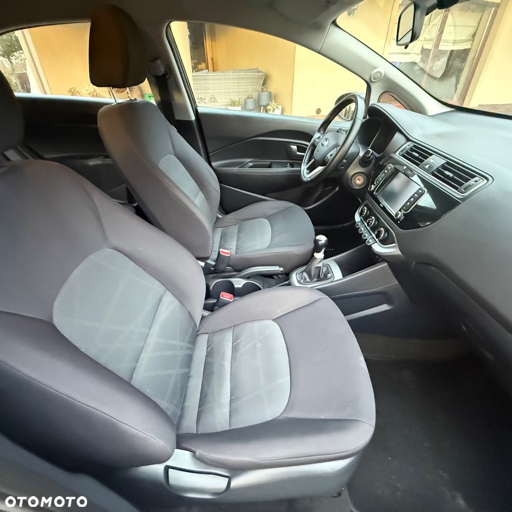 Kia Rio 1.2 Edition 7 - 34