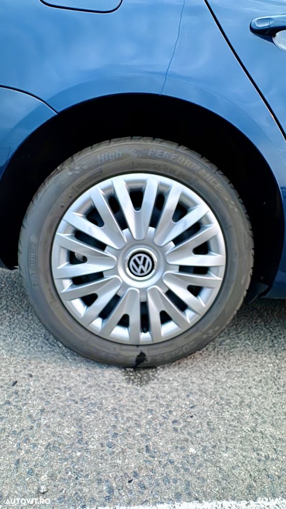Volkswagen Golf 1.6 TDI DPF Trendline - 26