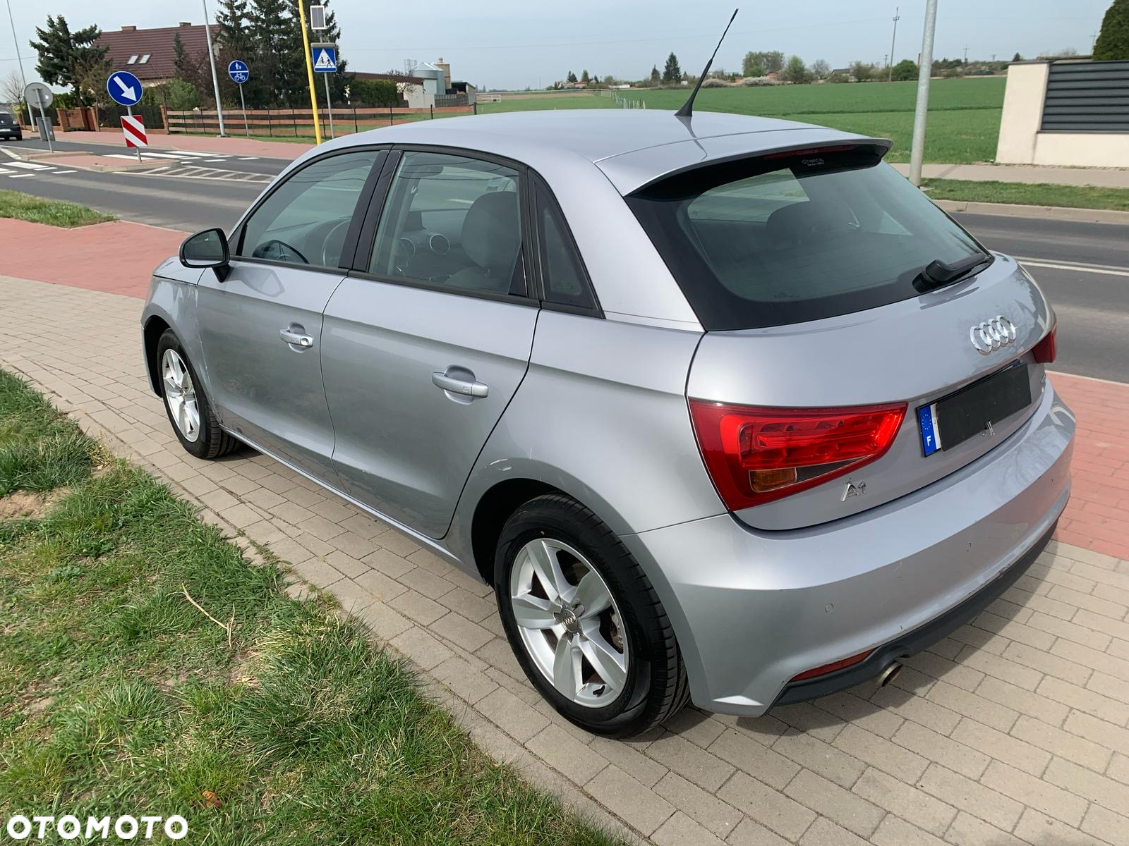 Audi A1 1.0 TFSI ultra Sportback - 3