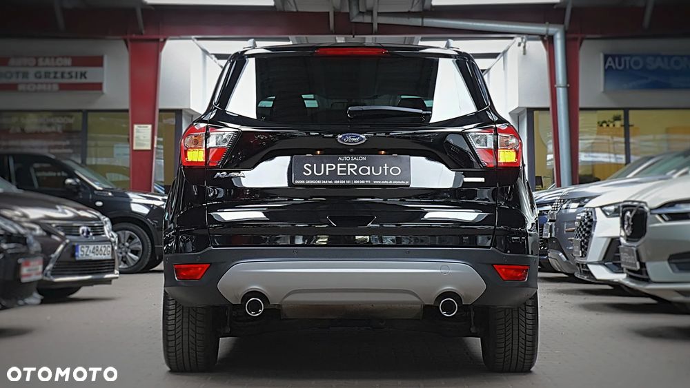 Ford Kuga - 11