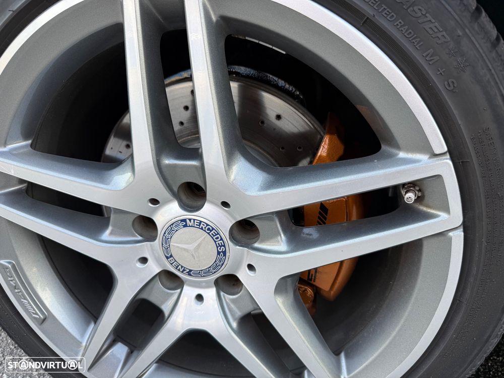 Mercedes-Benz E 250 CDi Avantgarde BlueEfficiency Auto. - 36