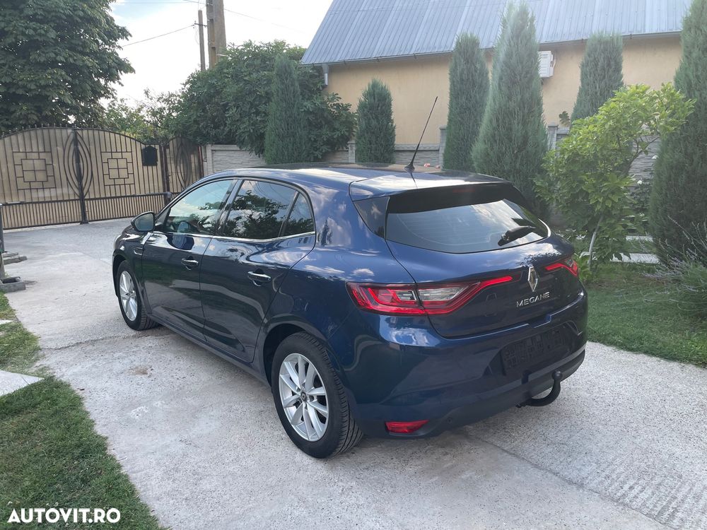 Renault Megane - 5