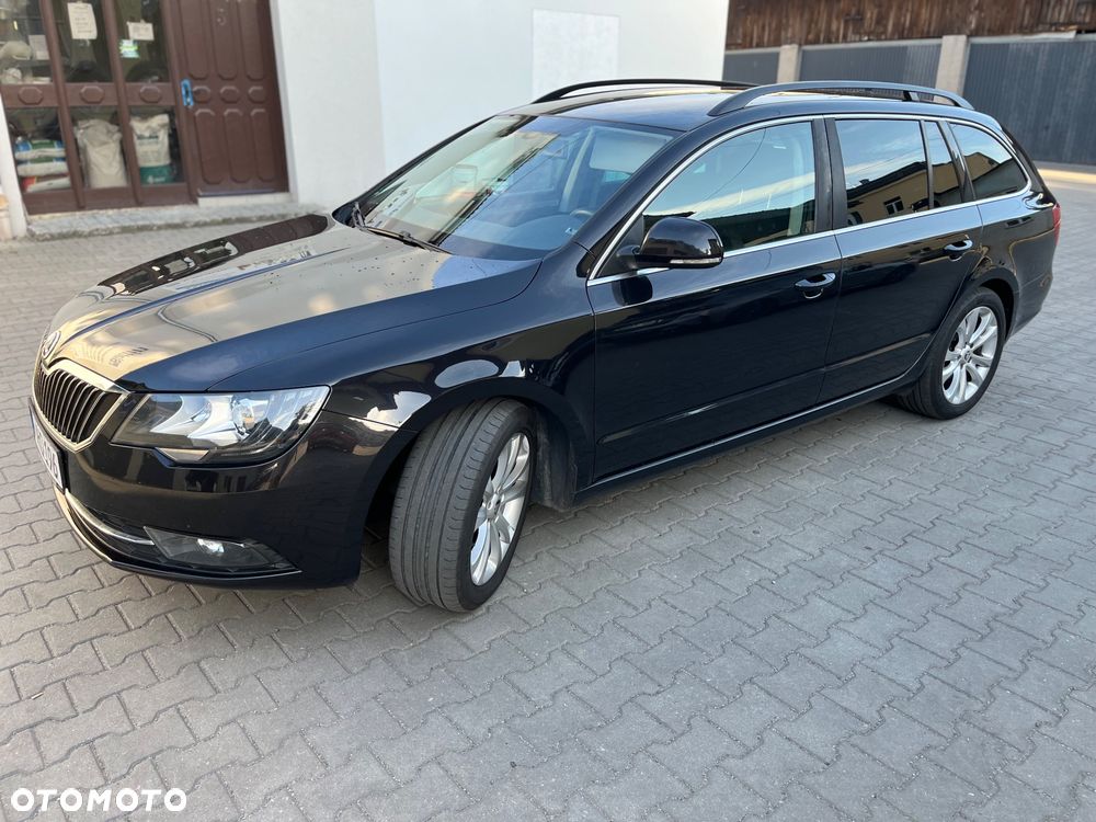 Skoda Superb 2.0 TDI Green tec DSG Active - 6