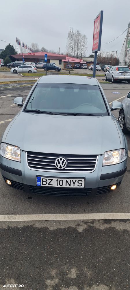 Volkswagen Passat 1.9TDI Highline - 14