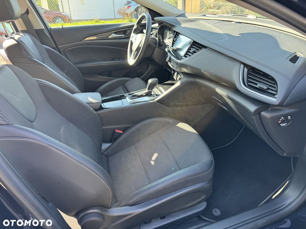 Opel Insignia - 13