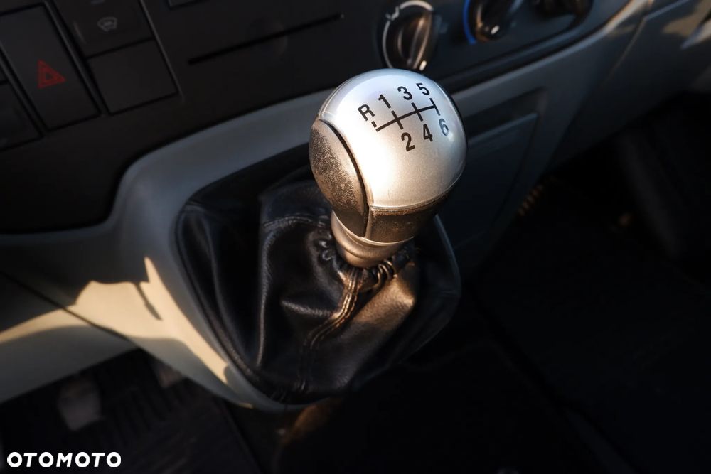 Ford Transit 140 T 350 - 29