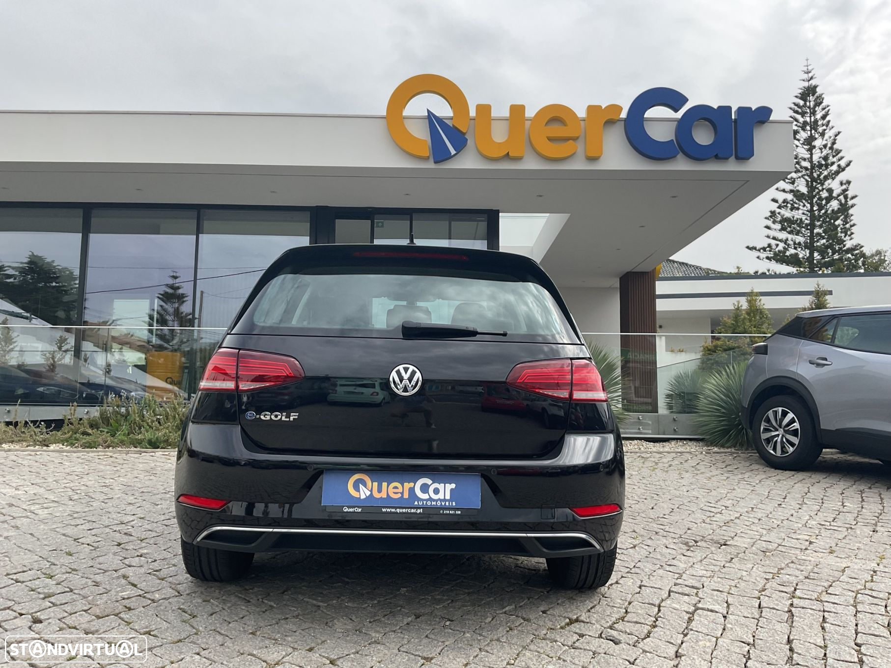 VW e-Golf - 11