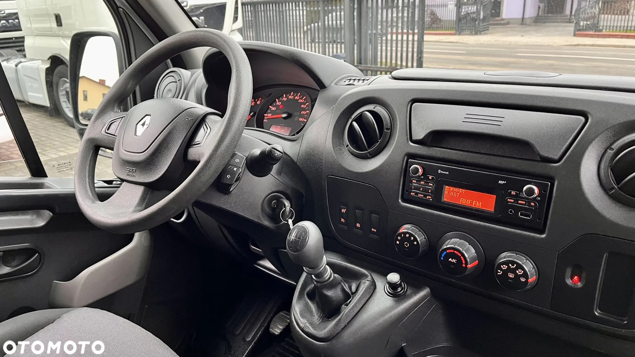 Renault MASTER 2.3 130KM / BRYGADÓWKA / PIERWSZY WŁAŚCICIEL / FAKTURA VAT 23% - 14