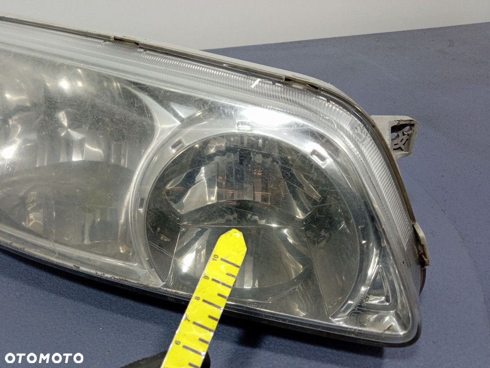 HYUNDAI H-1 STAREX I REFLEKTOR PRAWY PRZÓD LAMPA EU 010110999000 - 7
