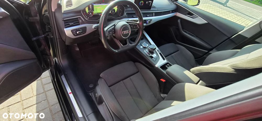 Audi A4 Avant 2.0 TDI ultra S tronic - 26