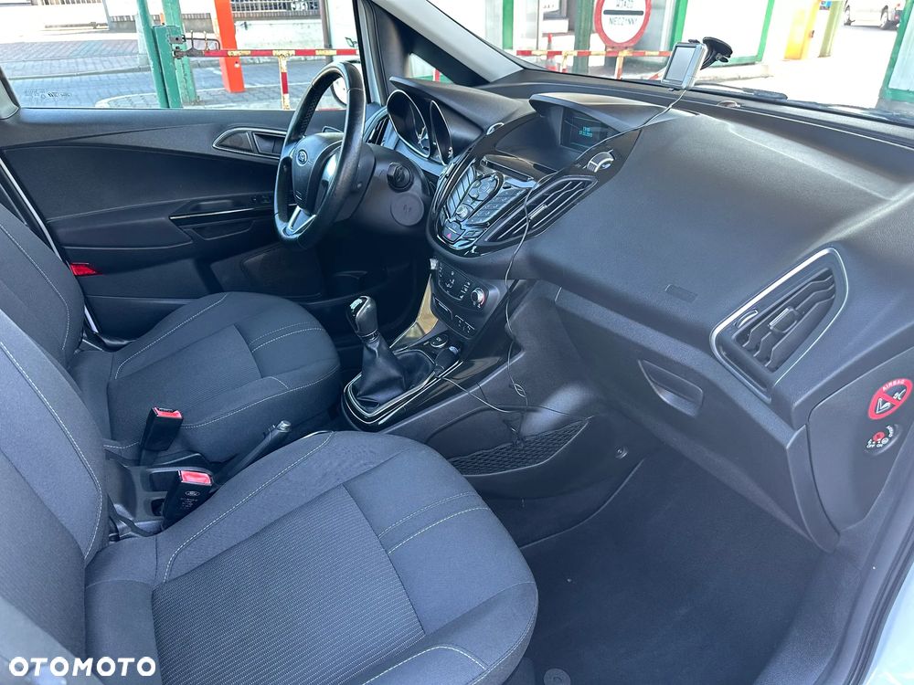Ford B-MAX - 17