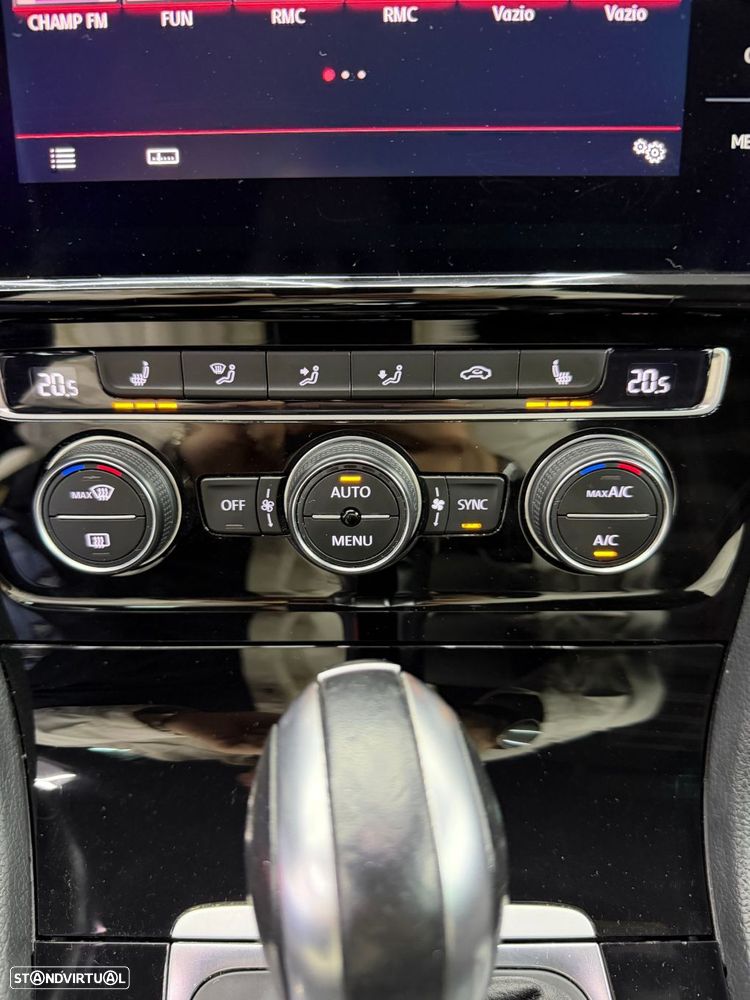 VW Golf 2.0 TSI GTI DSG Performance - 12