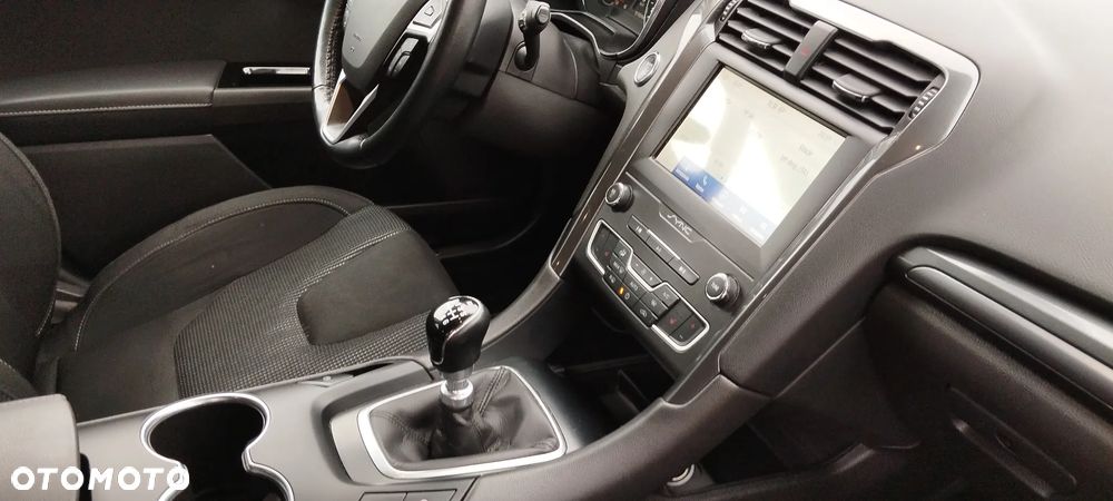 Ford Mondeo 2.0 TDCi Titanium - 10