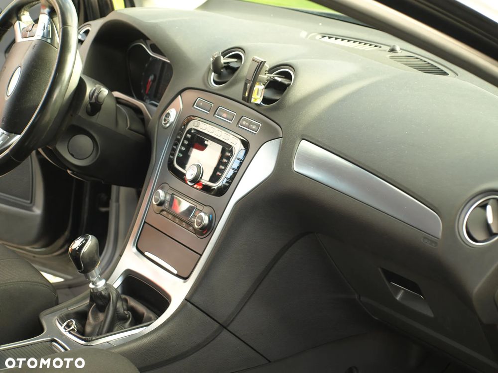 Ford Mondeo - 6