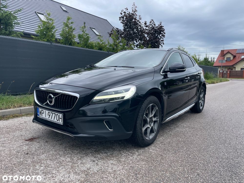 Volvo V40 D3 Drive-E Ocean Race - 1