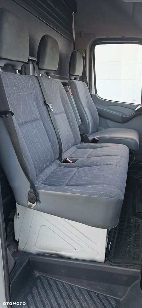 Mercedes-Benz Sprinter - 7