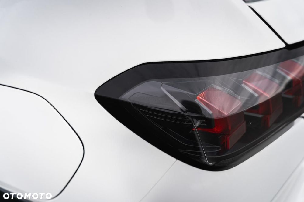 Peugeot 208 - 15