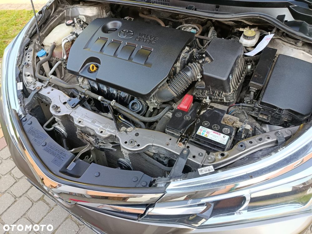 Toyota Corolla - 11