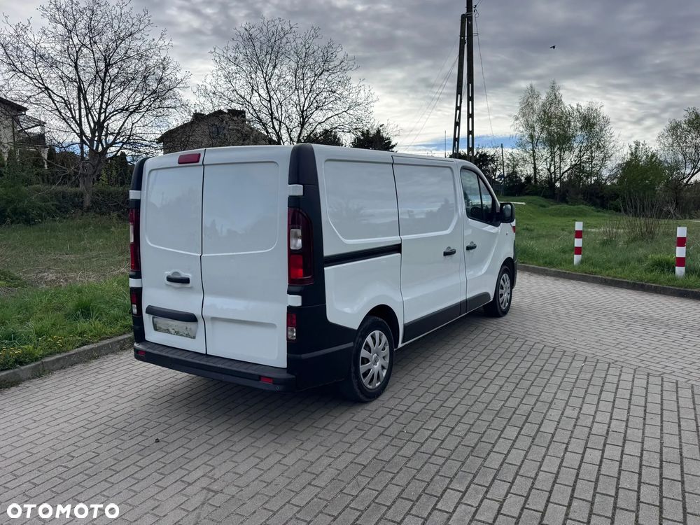 Nissan NV300 - 16