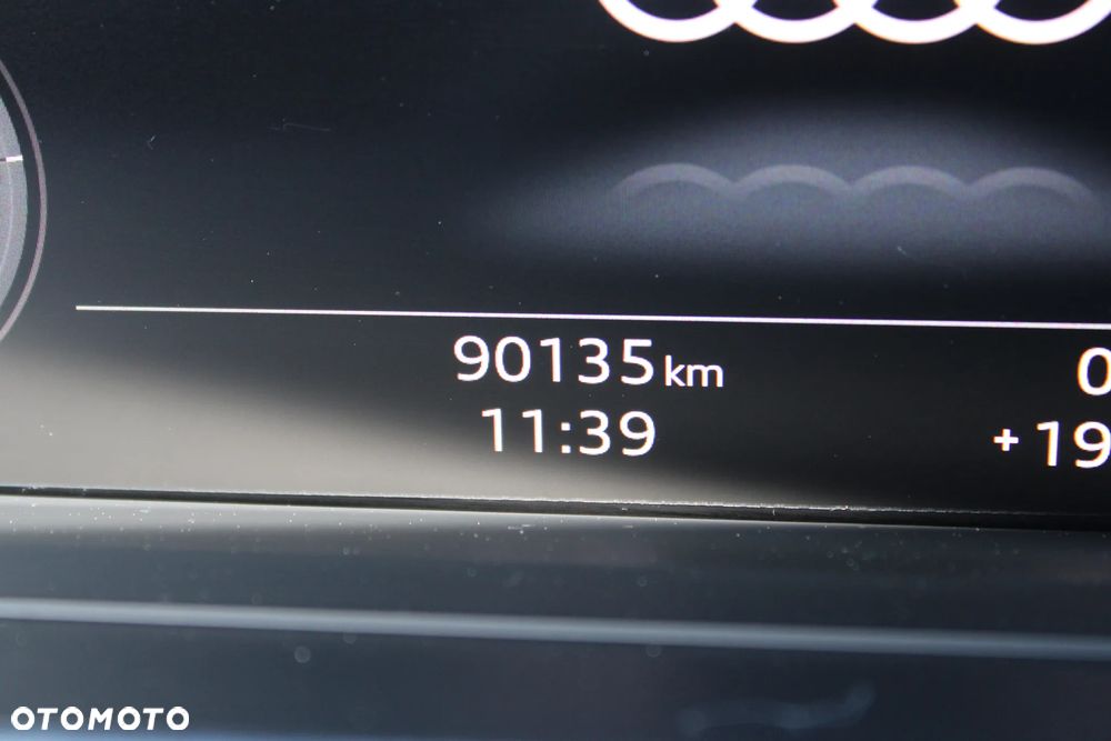 Audi A8 50 TDI mHEV Quattro Tiptr - 38