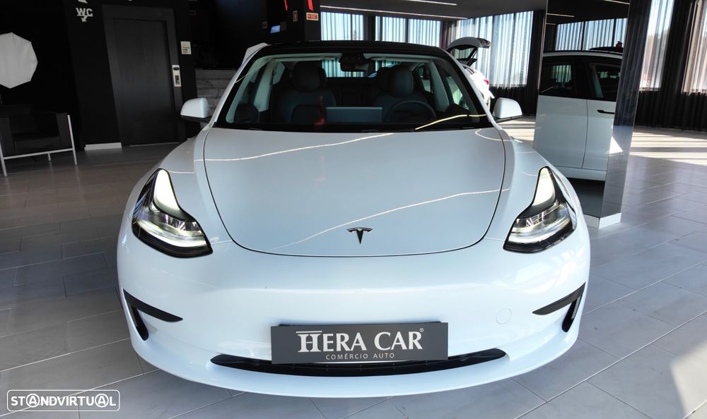 Tesla Model 3 Standard Range Plus RWD - 3