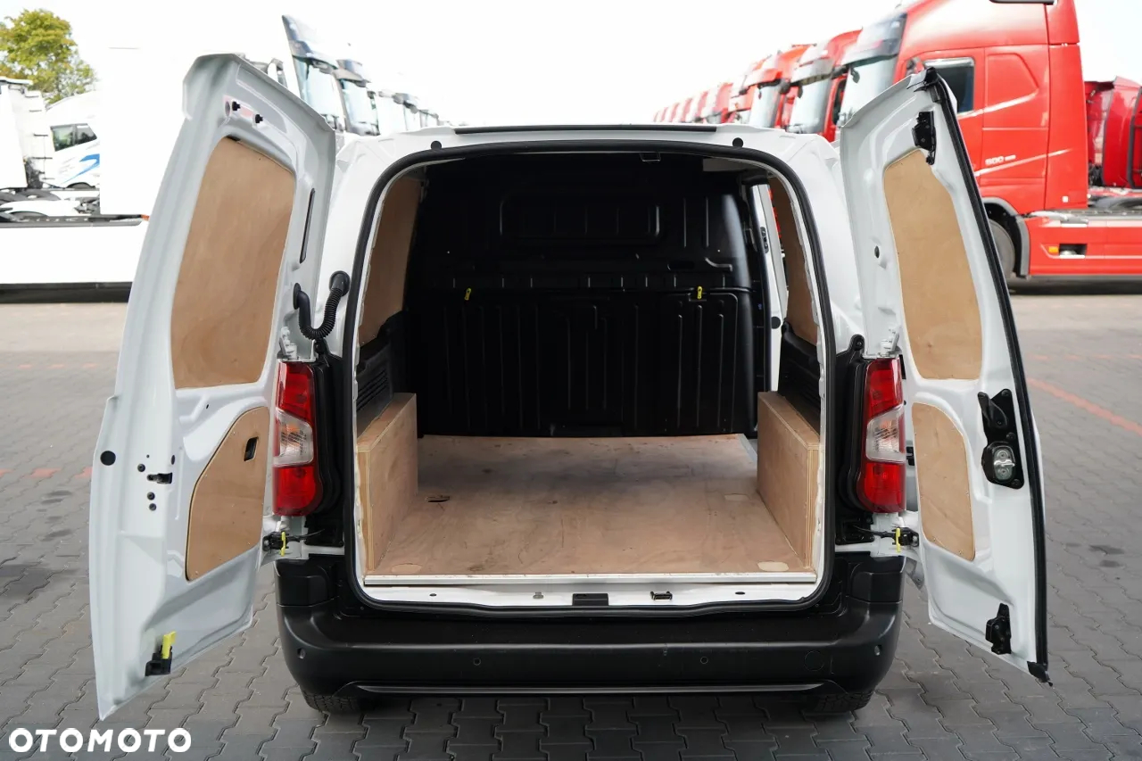 Fiat DOBLO  / FURGON / BLASZAK / 2023 R  / SPROWADZONY - 18