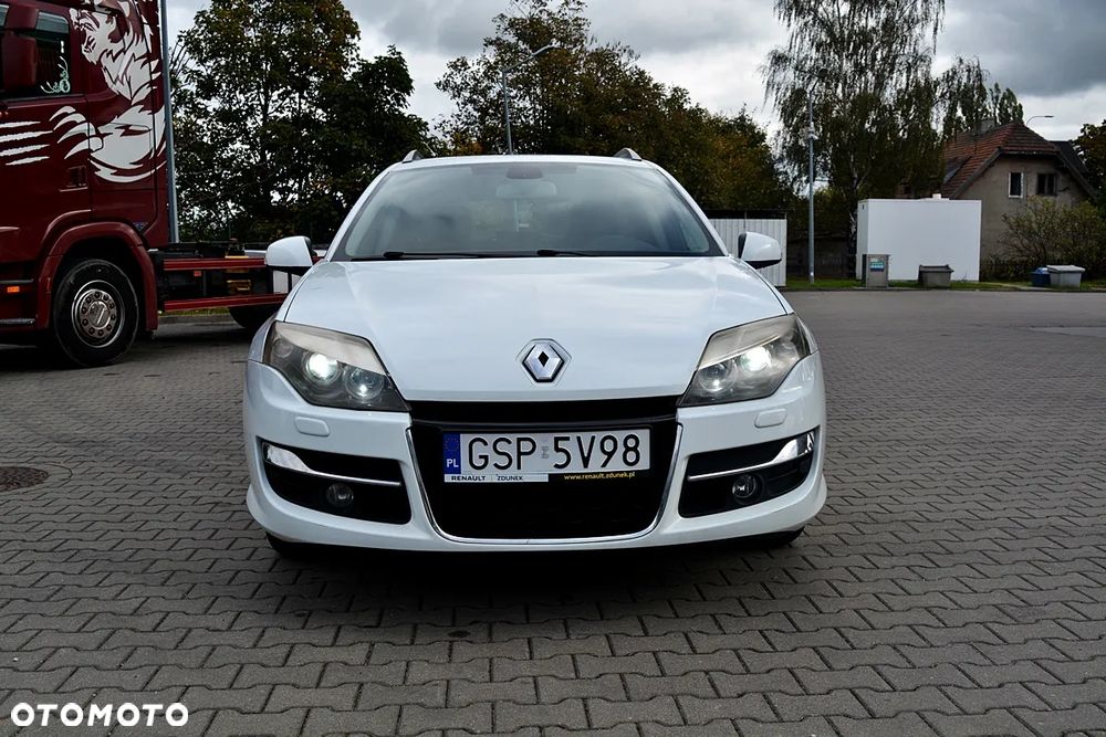 Renault Laguna dCi 150 FAP Start-Stop Limited - 17