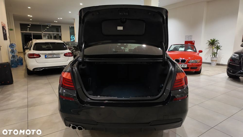 BMW Seria 5 530d Luxury Line - 40