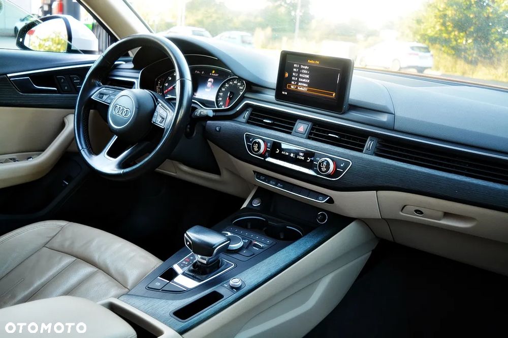 Audi A4 Limousine 40 TFSI S tronic S line - 10