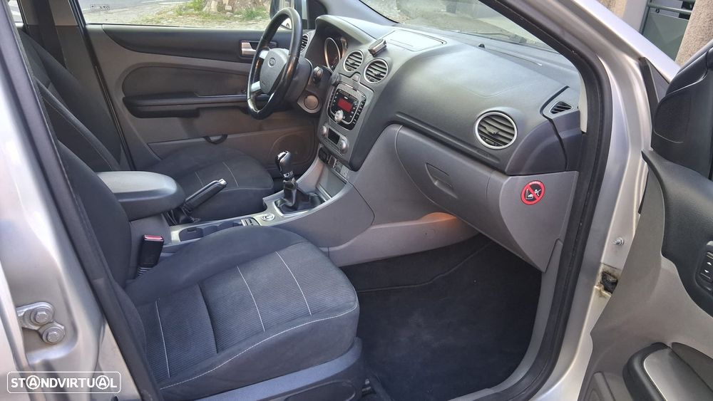 Ford Focus SW 1.6 TDCi Titanium - 3