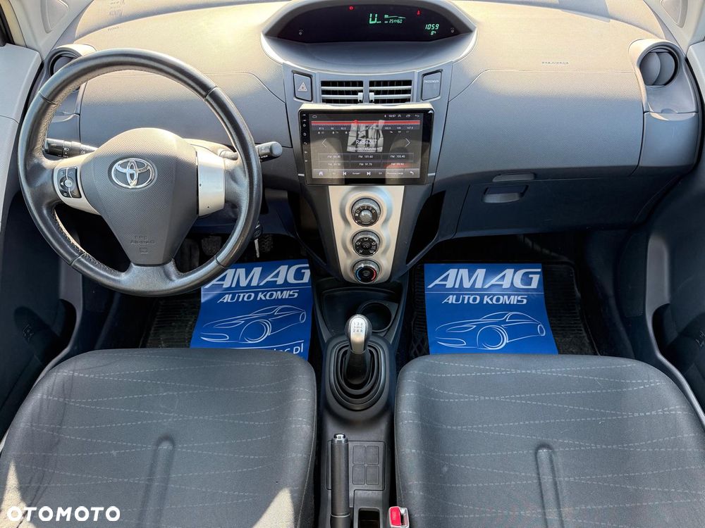 Toyota Yaris 1.3 Luna - 18