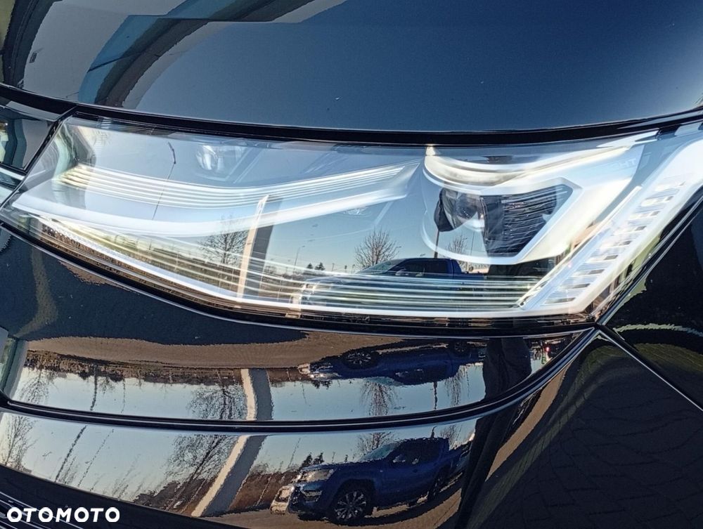 Volkswagen Multivan - 10