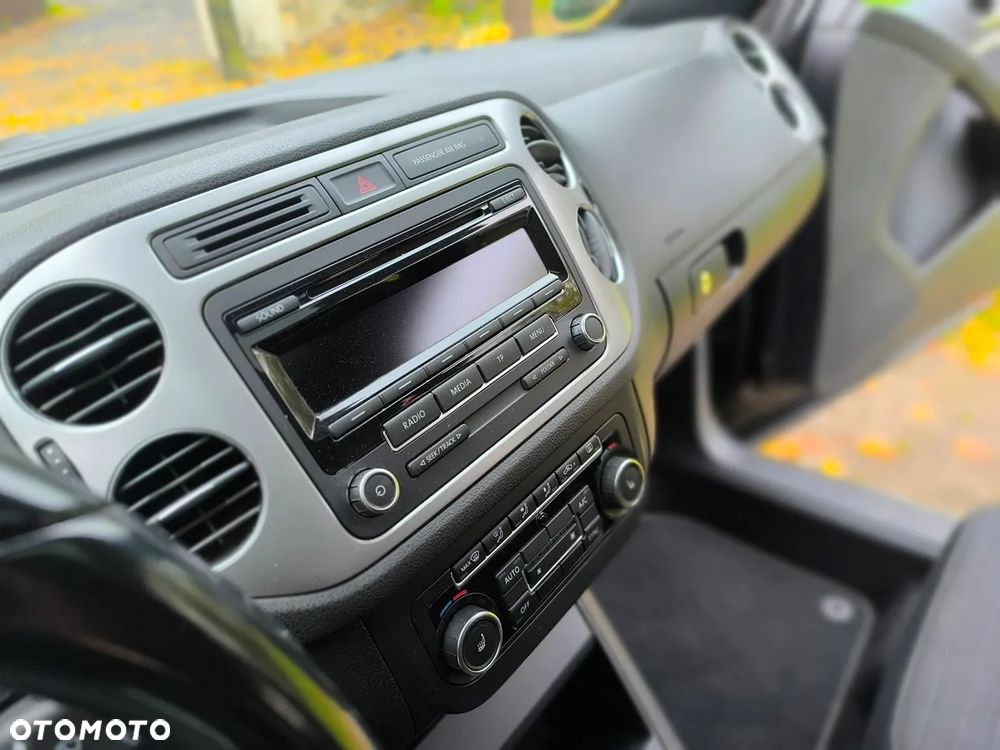 Volkswagen Tiguan - 22