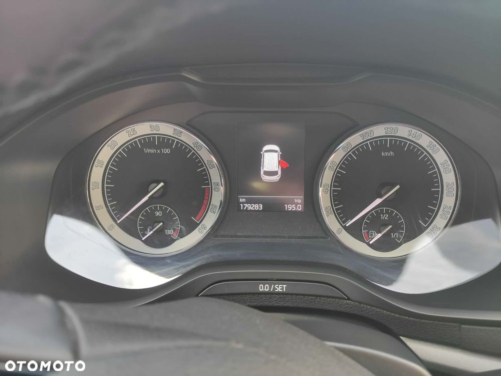 Skoda Karoq 2.0 TDI SCR 4x2 Ambition - 6