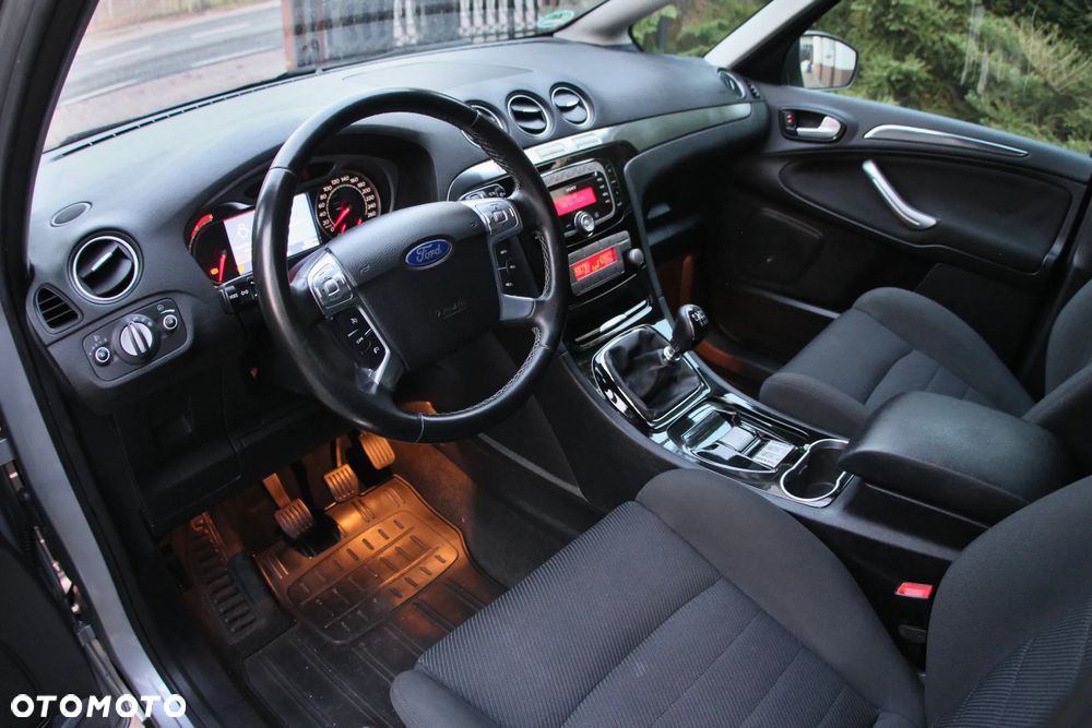 Ford S-Max 2.0 TDCi Titanium - 16