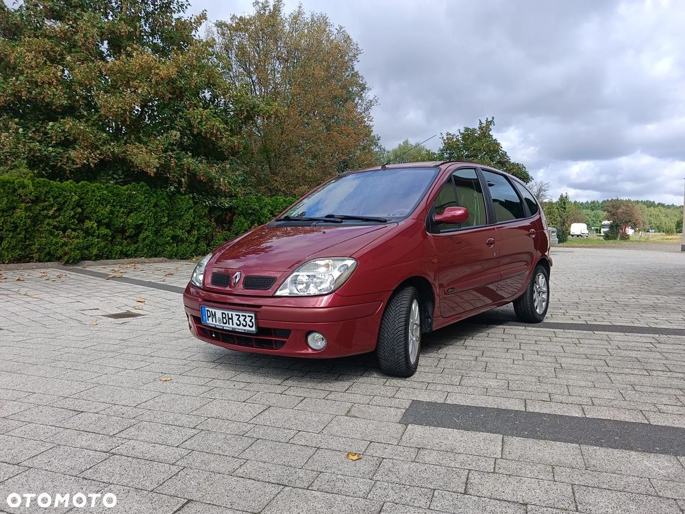 Renault Scenic - 11