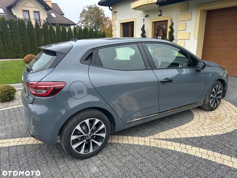 Renault Clio - 6
