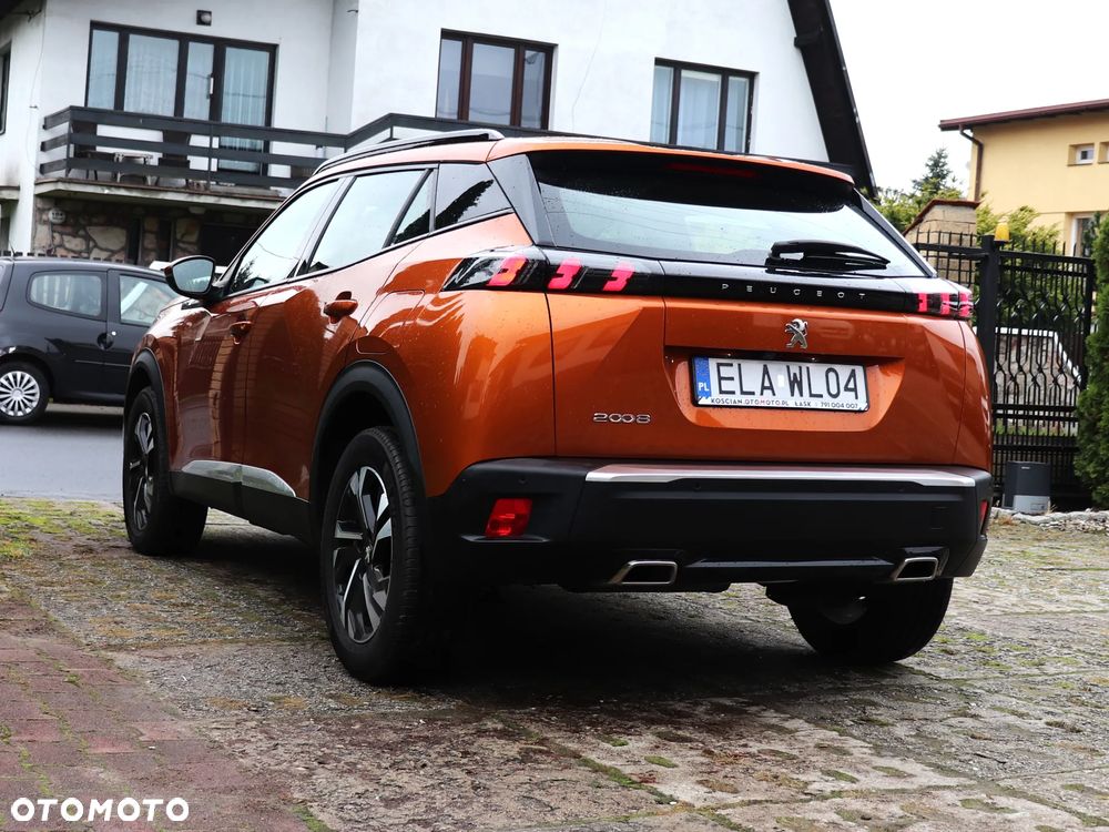 Peugeot 2008 - 11