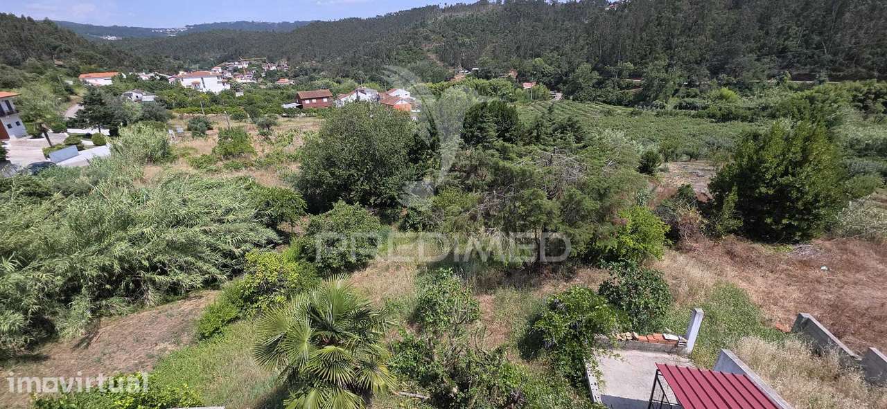 Moradia T3, Garagem, Sotão, 765m2 Terreno. Almalagues - Grande imagem: 3/19