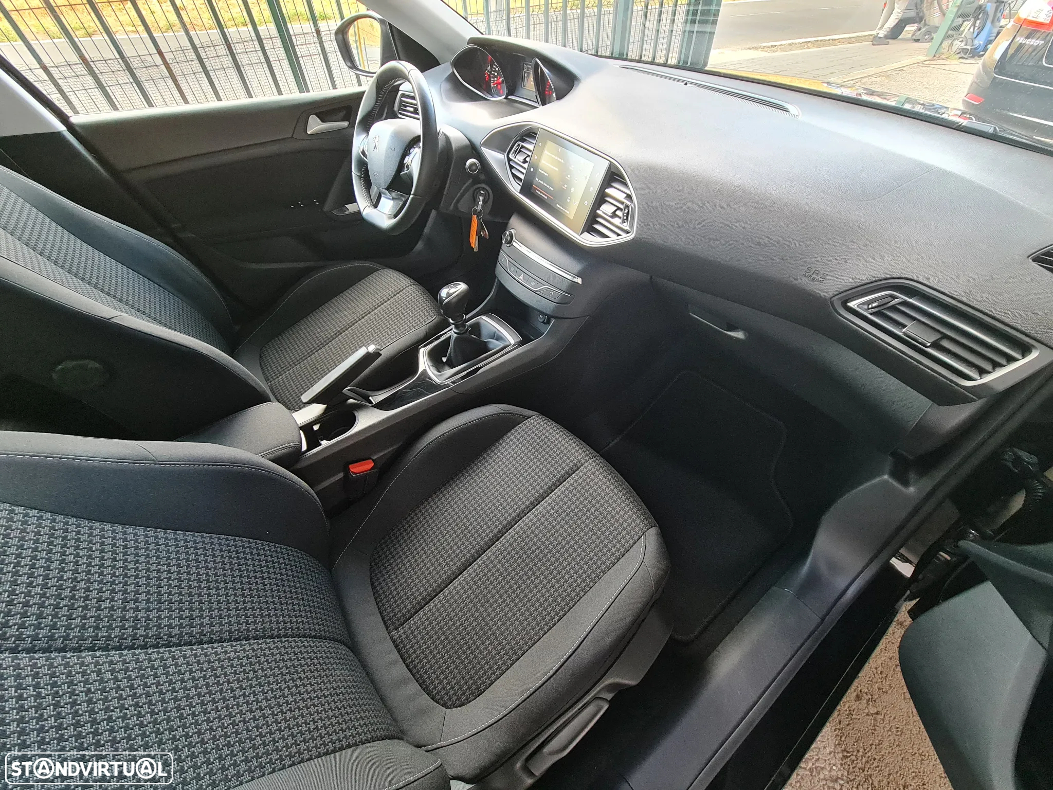 Peugeot 308 1.2 PureTech Active Pack - 9